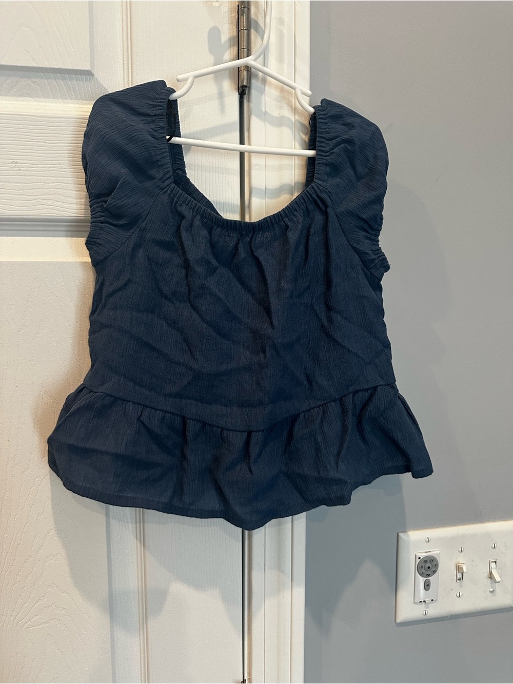 H&M Navy Blue Peplum Puff-Sleeve Top